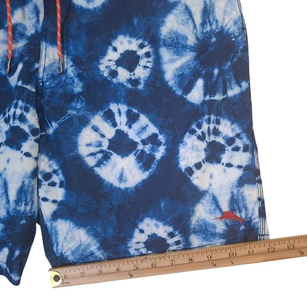 Tommy Bahama Relax Mens XL Blue Tie Dye Board Shorts Swim Trunks Mesh Lining